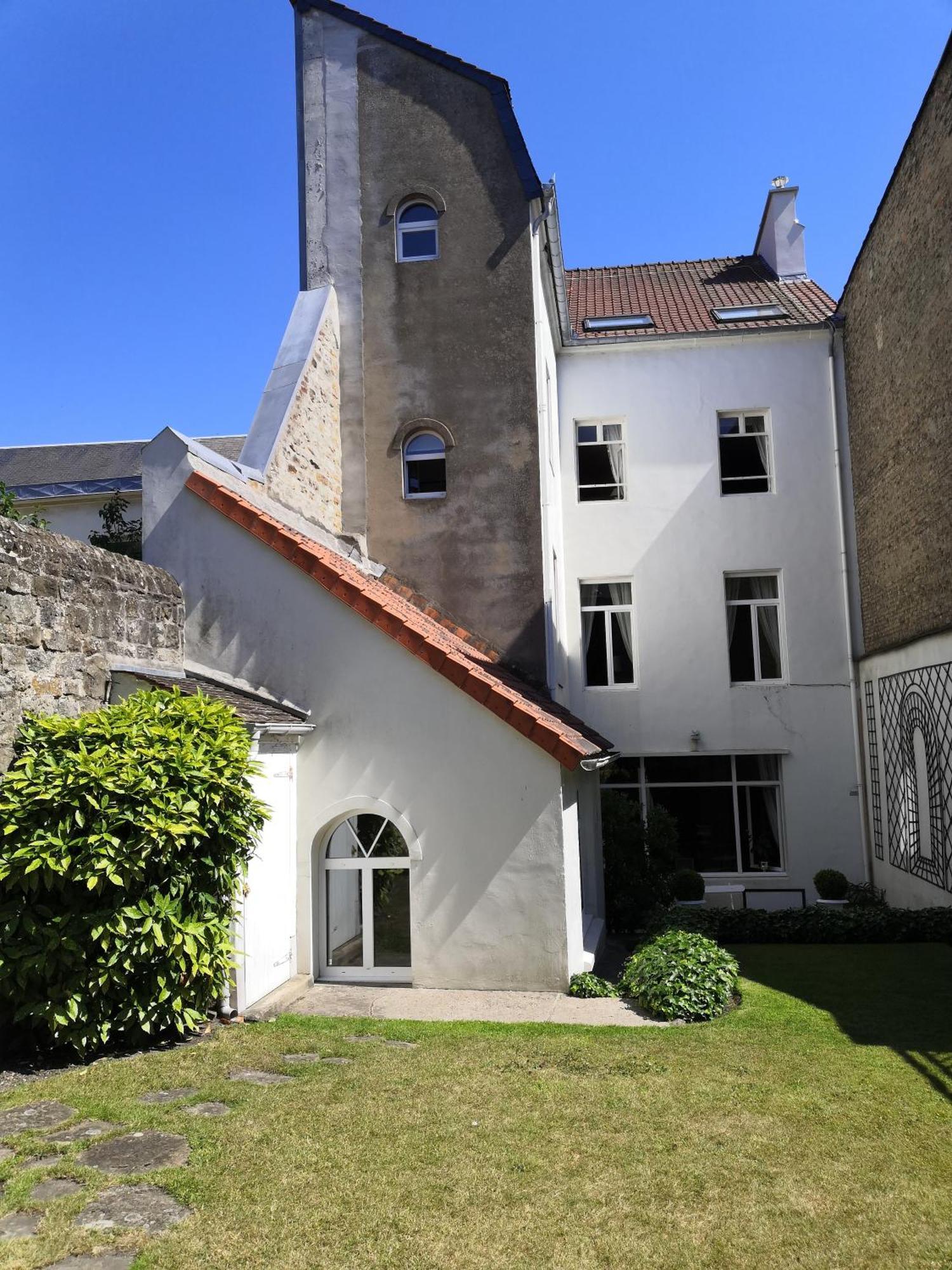Superbe Appartement, Face A La Vieille Ville ! Булон сюр Мер Екстериор снимка